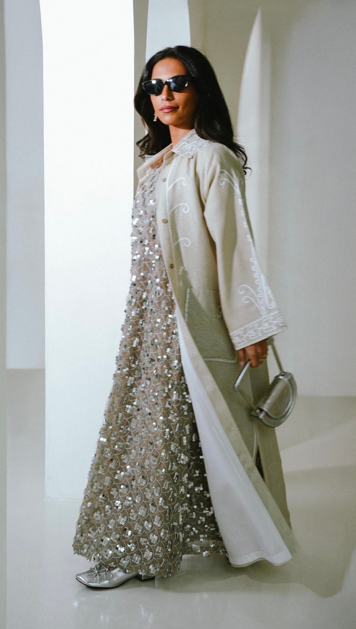 Silver Bisht